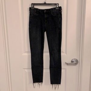 MOTHER Denim Looker Ankle Fray Blackbird Wash